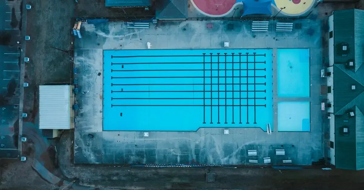 Eingebauter Pool im Garten: Planung und Realisierung