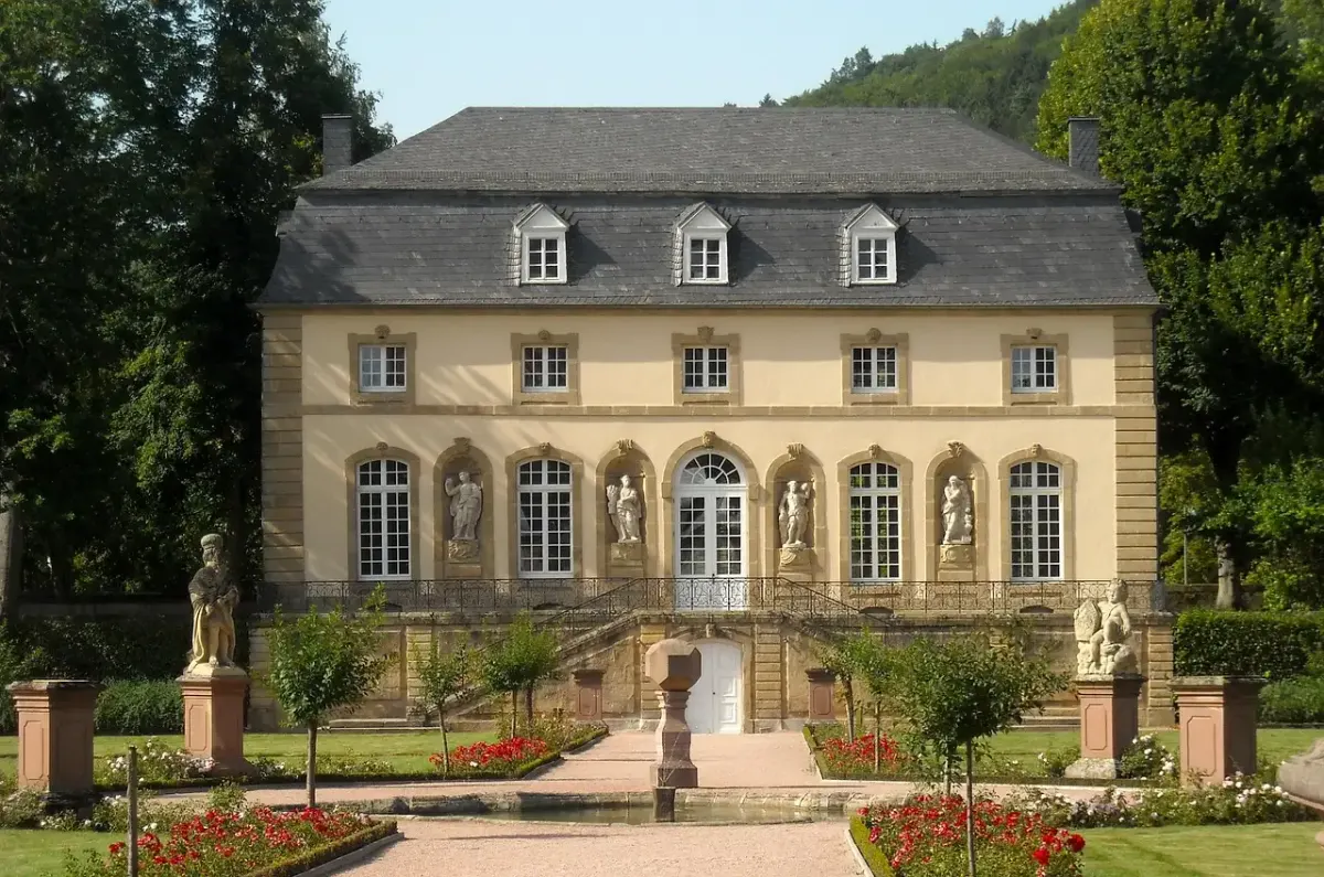 Ratten im Garten melden: So gehen Sie richtig vor
