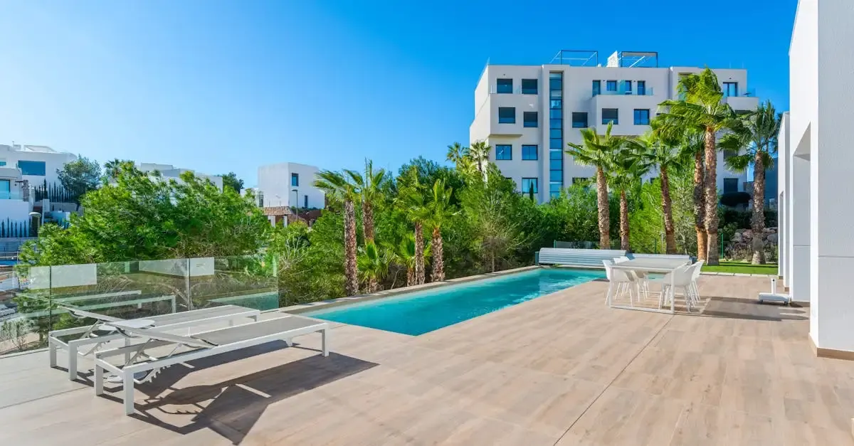 Swimming pool garten mit abdeckung