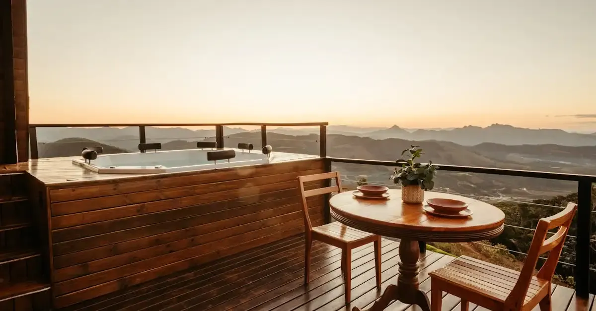 Whirlpool auf der Terrasse: Entspannung im Garten
